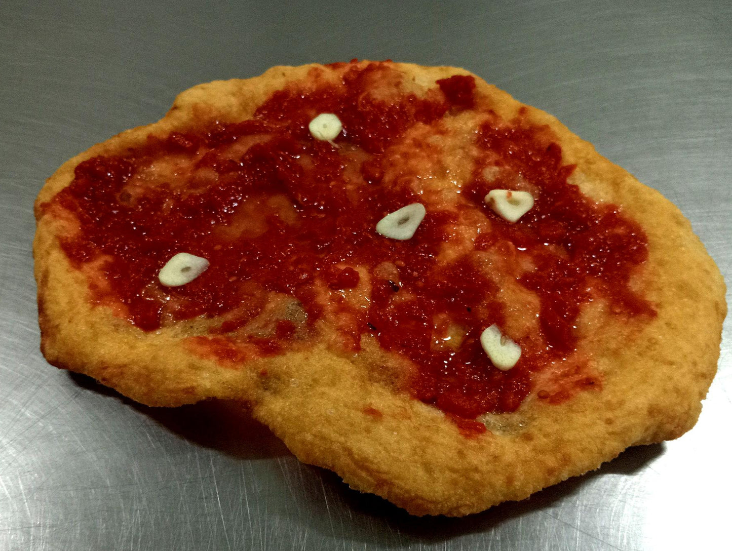 Fried Pizza Marinara – A Burst of Tradition and Flavor